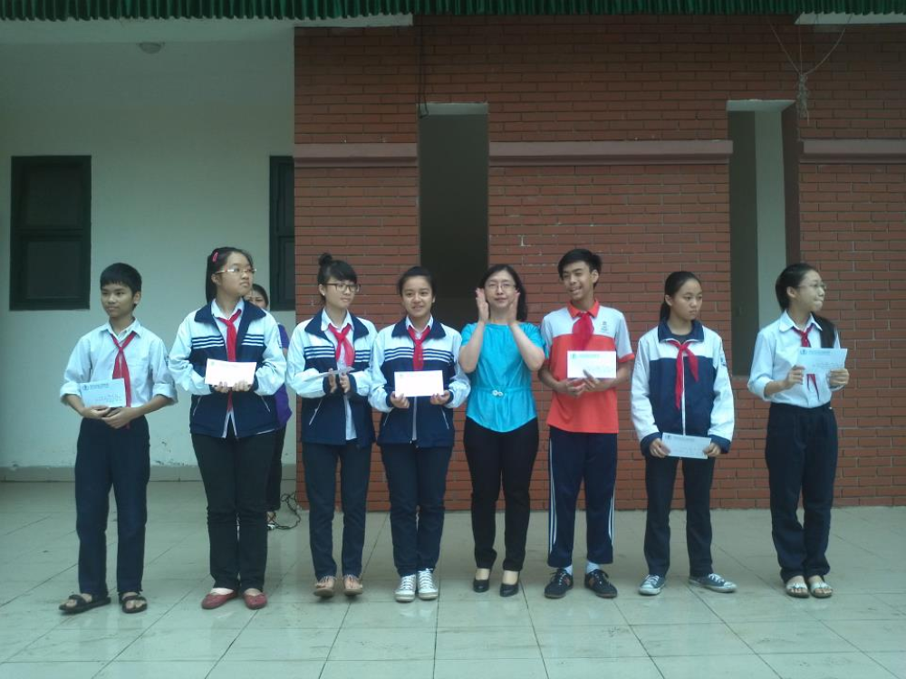 ĐỘI TUYỂN HỌC SINH GIỎI TRƯỜNG THCS MINH KHAI THAM GIA THI THÀNH PHỐ NĂM HỌC 2012-2013